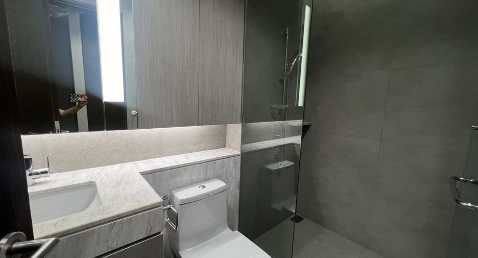 Wohnung zur Miete mit 4 Zimmer in Khlong Toei, Bangkok