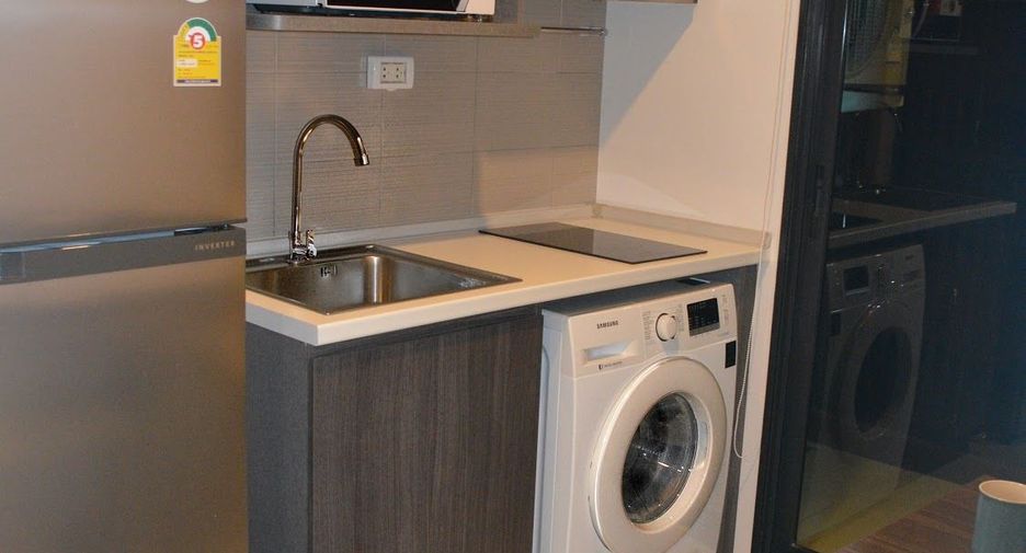 À vendre 1 chambre condo à Bang Na, Bangkok