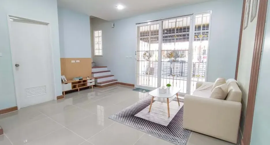 Reihenhaus zum Kauf mit 4 Zimmer in Mueang Samut Prakan, Samut Prakan