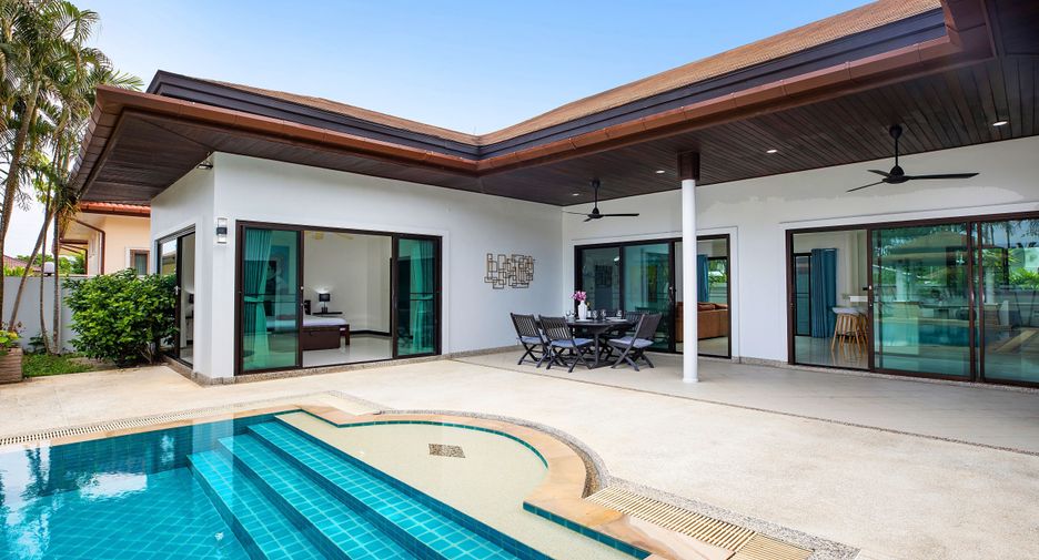 For sale 3 bedrooms villa in Mueang Phuket, Phuket