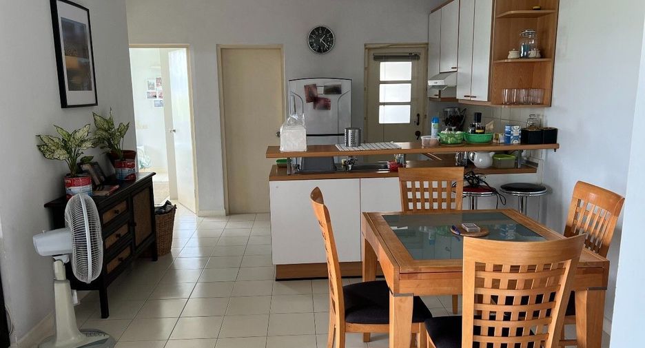 À vendre et à louer 2 chambres condo à Bang Na, Bangkok