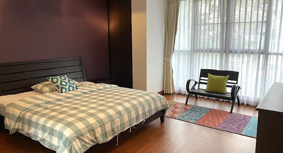 Reihenhaus zur Miete mit 3 Zimmer in Watthana, Bangkok