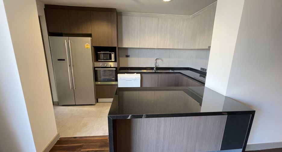 Apartment zur Miete mit 4 Zimmer in Khlong Toei, Bangkok