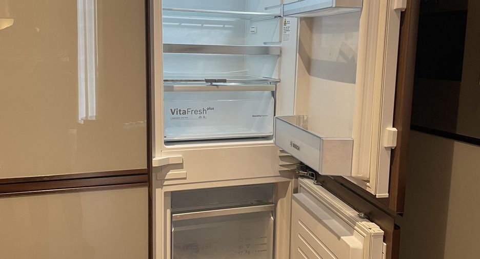 For sale and for rent studio condo in Khlong Toei, Bangkok