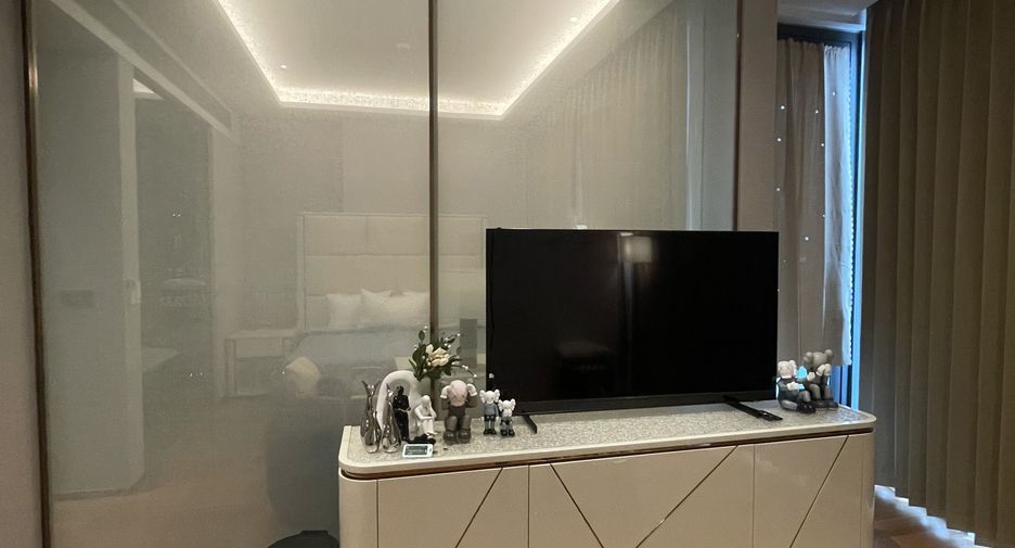 For sale and for rent studio condo in Khlong Toei, Bangkok
