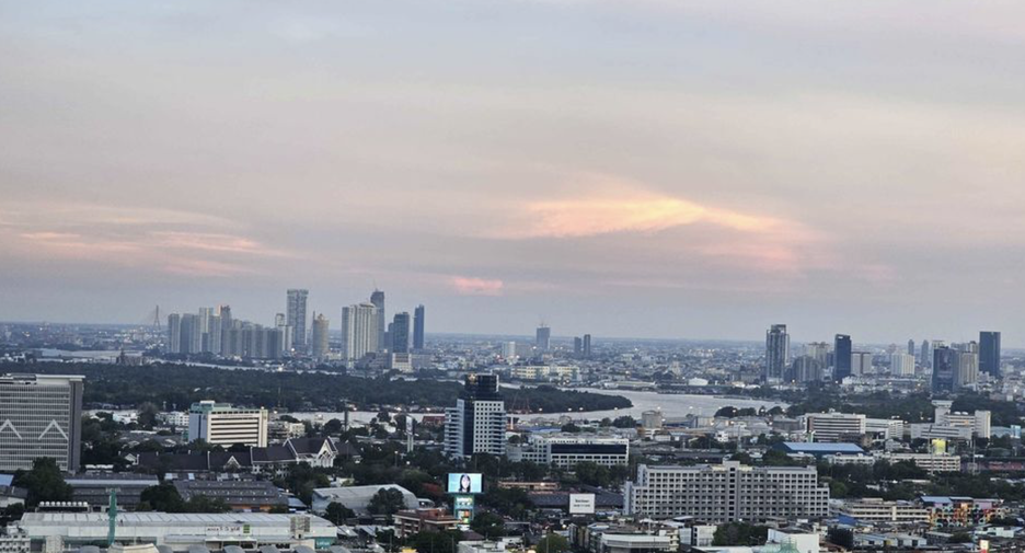 For sale and for rent 3 bedrooms condo in Khlong Toei, Bangkok