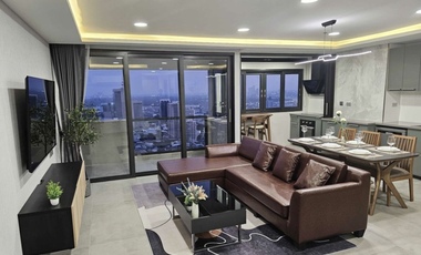 Condo en venta y en alquiler de 3 habitaciones en Khlong Toei, Bangkok
