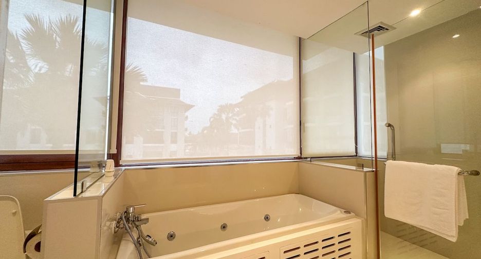 For rent 2 bedrooms condo in Mueang Phuket, Phuket