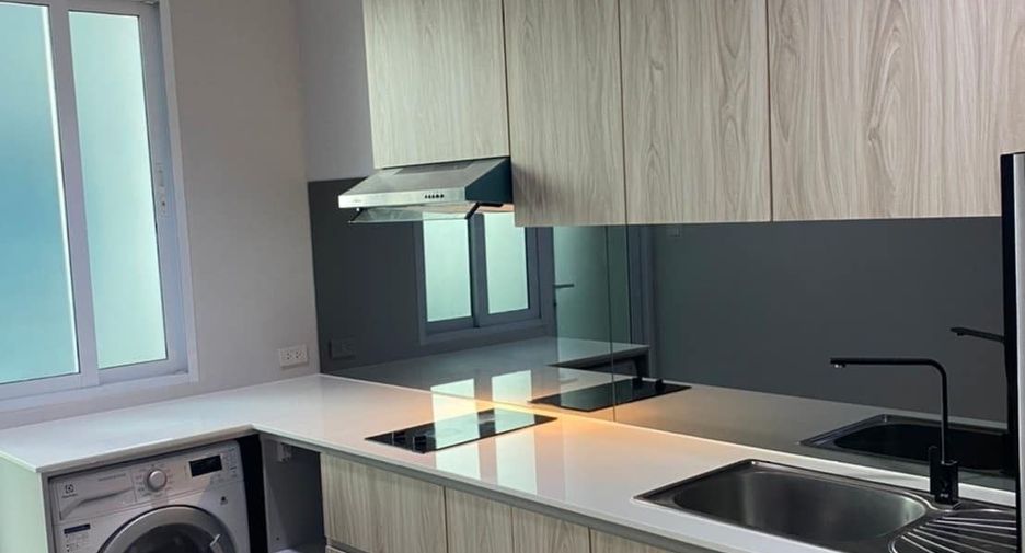 Condo en alquiler de 3 habitaciones en Ratchathewi, Bangkok