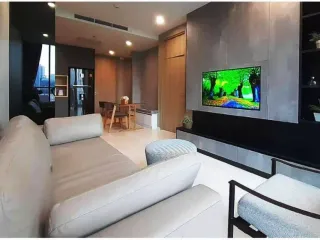 For rent 2 bedrooms condo in Pathum Wan, Bangkok