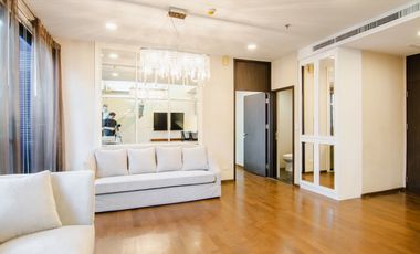 For sale 3 bedrooms condo in Khlong Toei, Bangkok