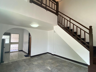 For rent 3 bedrooms townhouse in Khan Na Yao, Bangkok