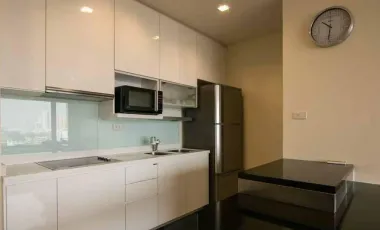 For rent 2 bedrooms condo in Sathon, Bangkok