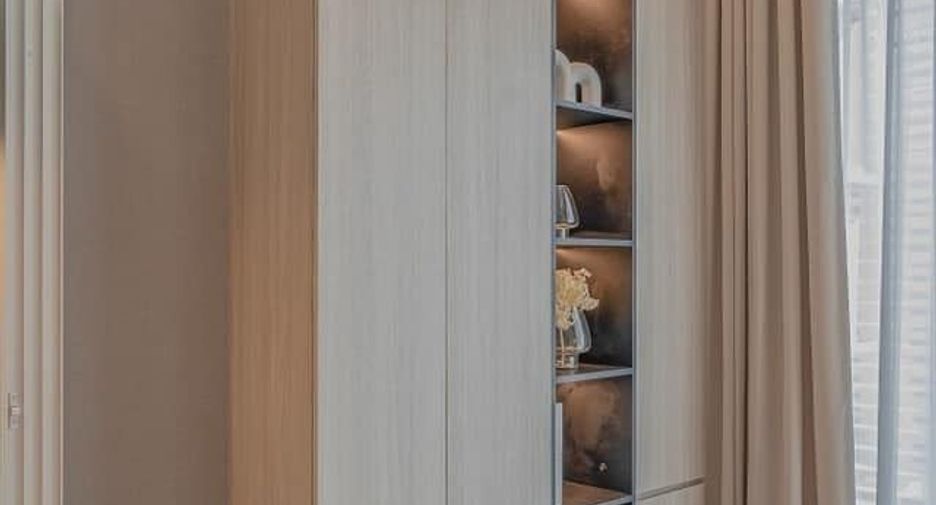 For rent 2 bedrooms condo in Bang Rak, Bangkok
