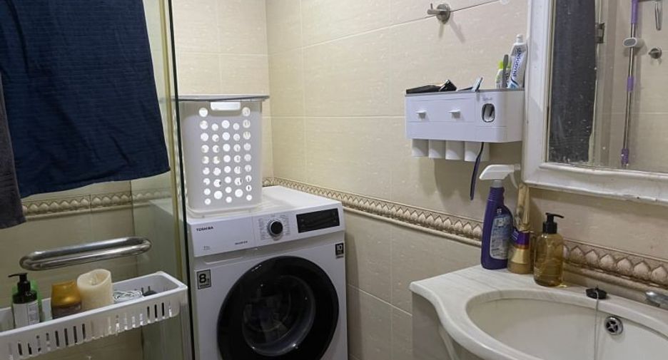 For rent 2 bedrooms condo in Sathon, Bangkok