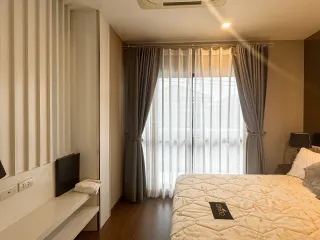 Haus zum Kauf mit 4 Zimmer in Bang Khun Thian, Bangkok