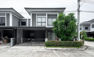 À vendre 4 chambres maison à Bang Khun Thian, Bangkok