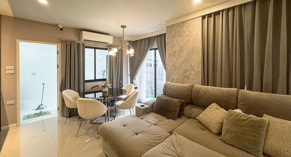 À vendre 4 chambres maison à Bang Khun Thian, Bangkok
