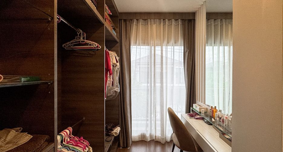 À vendre 4 chambres maison à Bang Khun Thian, Bangkok