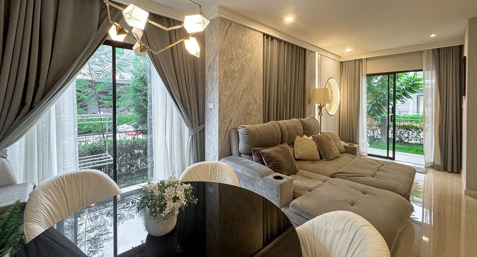 À vendre 4 chambres maison à Bang Khun Thian, Bangkok
