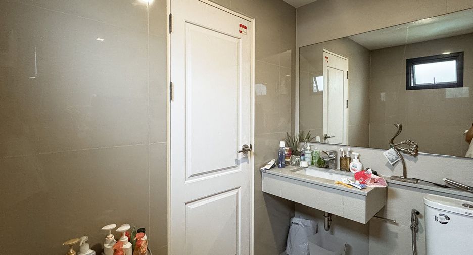 À vendre 4 chambres maison à Bang Khun Thian, Bangkok