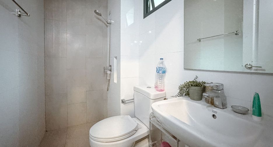 À vendre 4 chambres maison à Bang Khun Thian, Bangkok