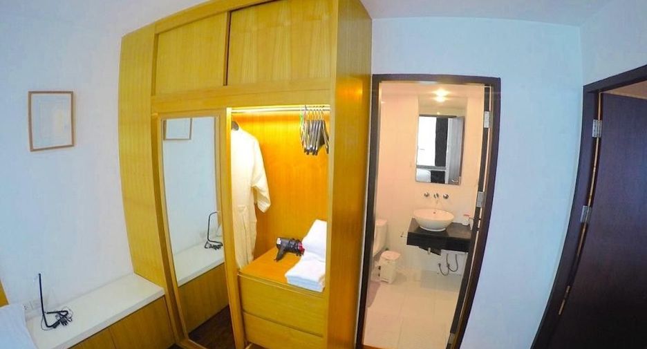 For sale 1 bed condo in Pathum Wan, Bangkok