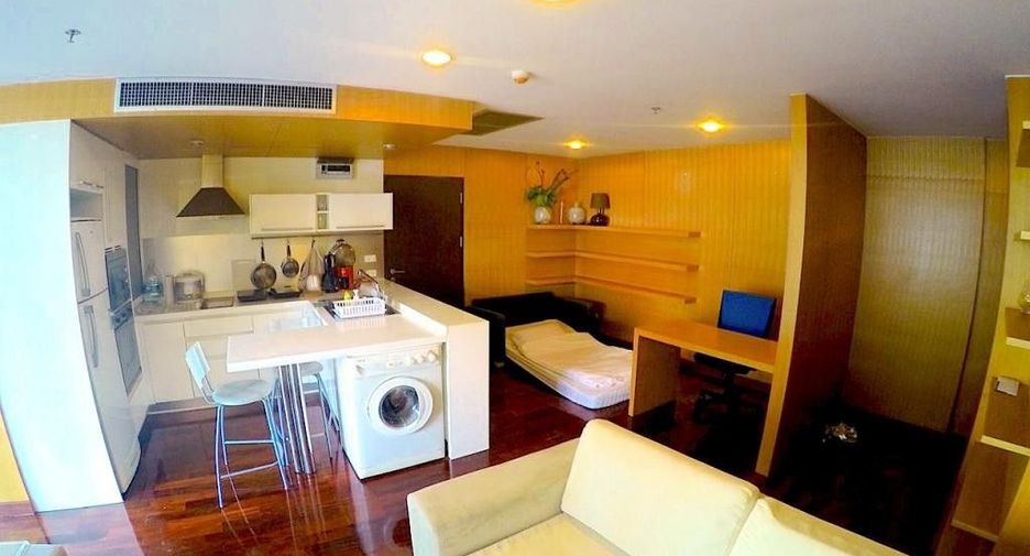 For sale 1 bed condo in Pathum Wan, Bangkok