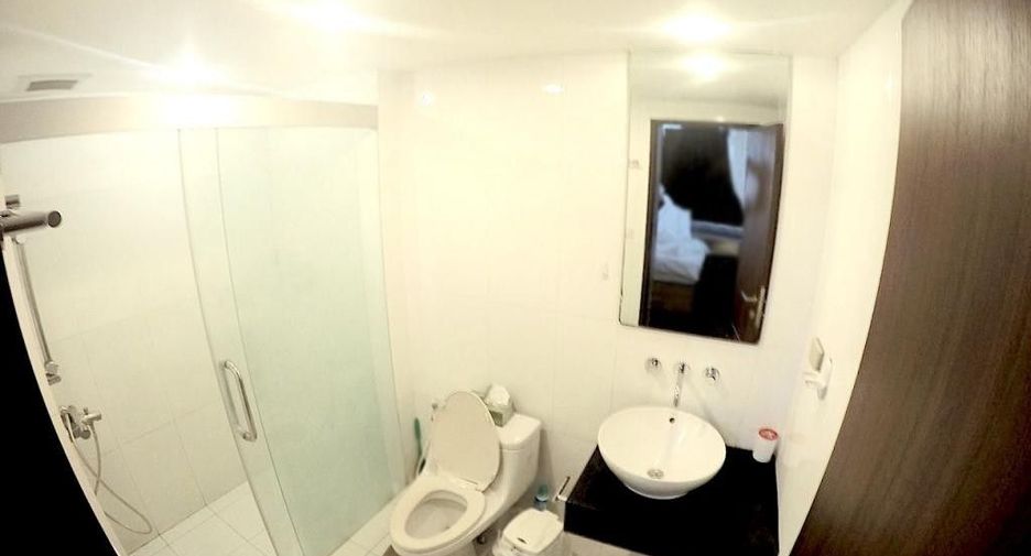 For sale 1 bed condo in Pathum Wan, Bangkok