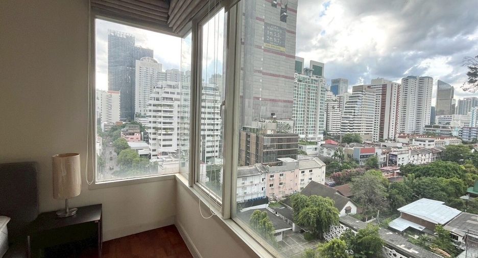 For sale 2 bedrooms condo in Watthana, Bangkok