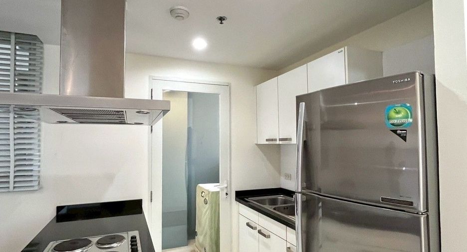 For sale 2 bedrooms condo in Watthana, Bangkok