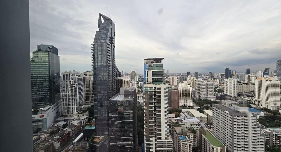 For rent 1 bed condo in Khlong Toei, Bangkok