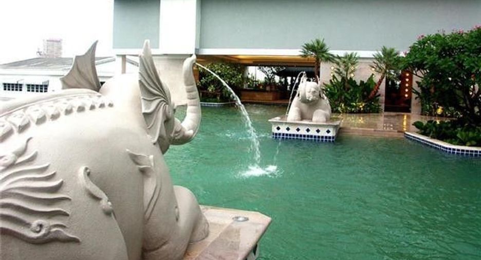 For sale and for rent 2 bedrooms condo in Sathon, Bangkok