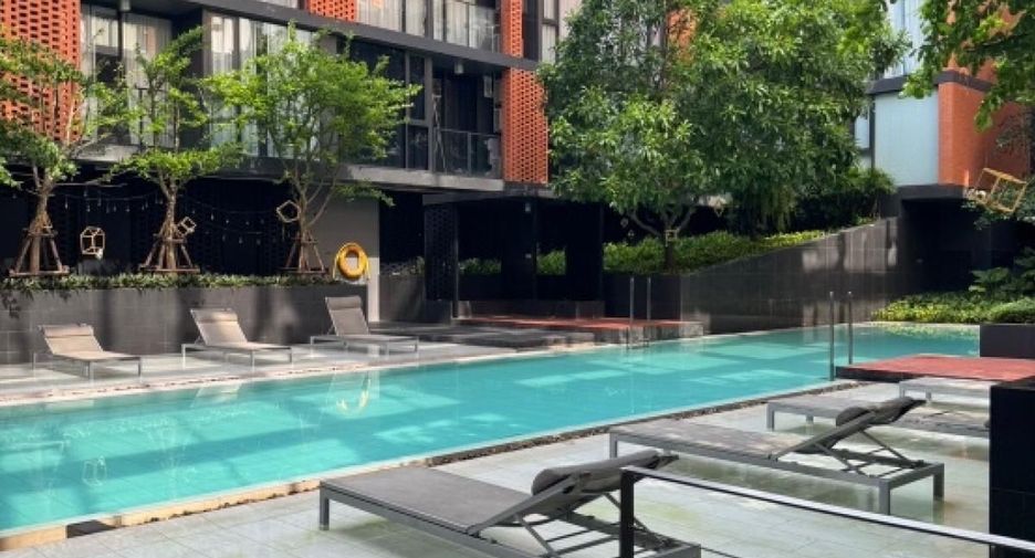 Condo en alquiler de 2 habitaciones en Khlong Toei, Bangkok