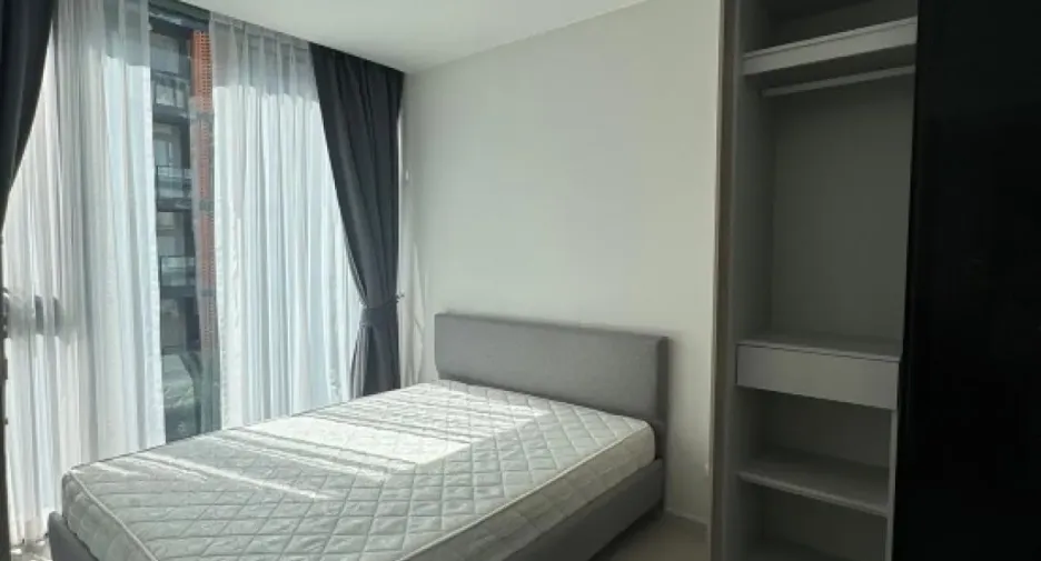 Condo en alquiler de 2 habitaciones en Khlong Toei, Bangkok