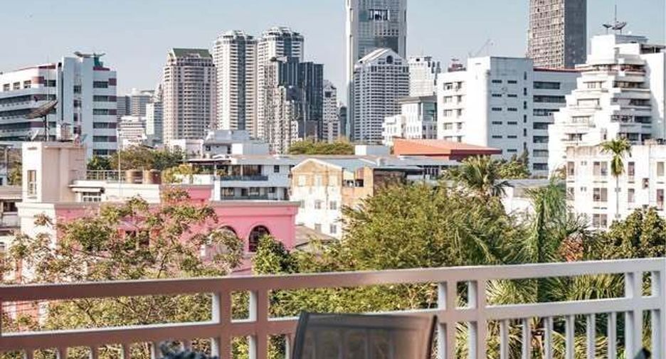 Condo en alquiler de 4 habitaciones en Sathon, Bangkok