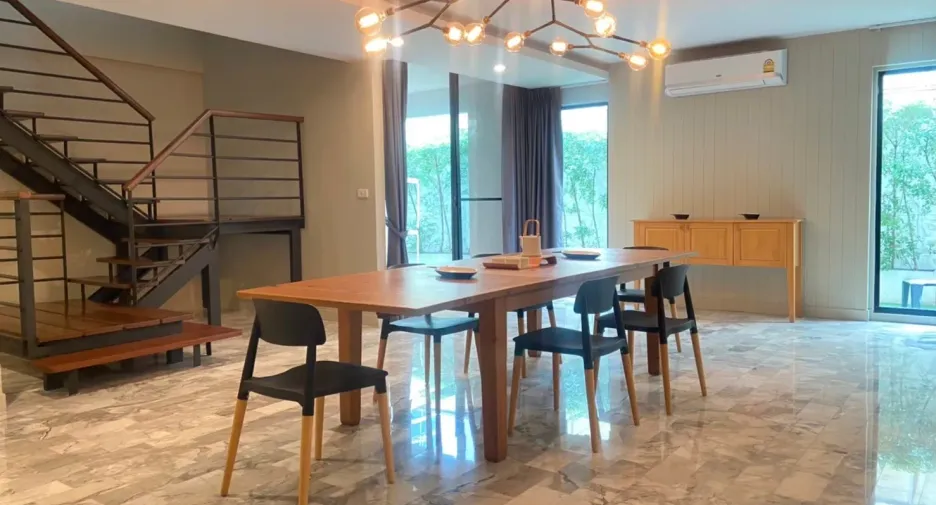 Apartment zur Miete mit 4 Zimmer in Watthana, Bangkok