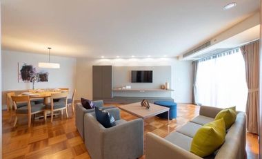 For rent 2 bedrooms condo in Yan Nawa, Bangkok