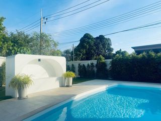 For sale 3 bedrooms villa in Thalang, Phuket