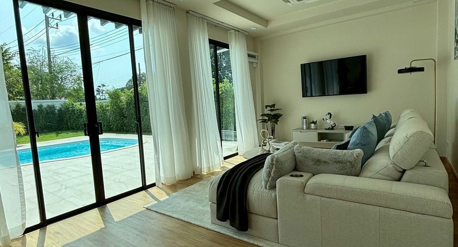 For sale 3 bedrooms villa in Thalang, Phuket