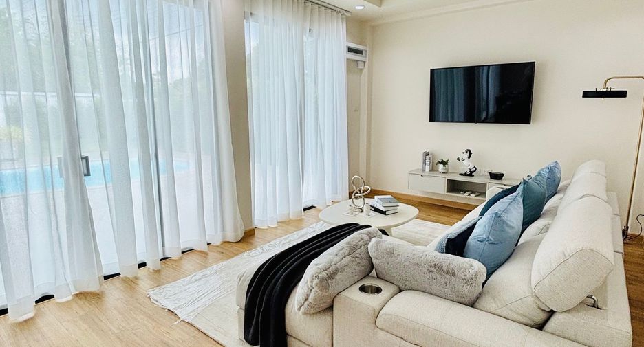 For sale 3 bedrooms villa in Thalang, Phuket