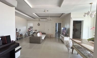 Condo en venta de 3 habitaciones en Bang Na, Bangkok