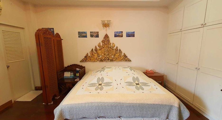 For sale 7 bedrooms retail Space in Kathu, Phuket