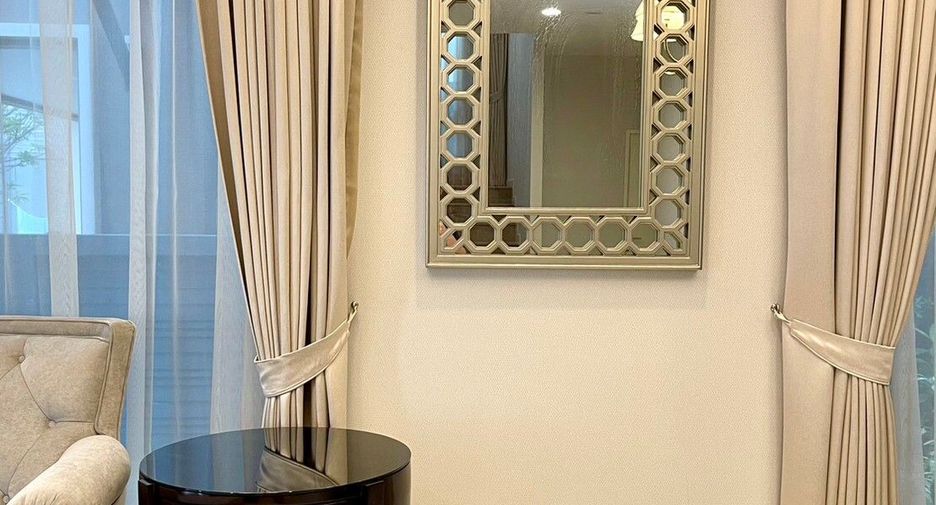 For sale and for rent 4 bedrooms house in Bang Kapi, Bangkok