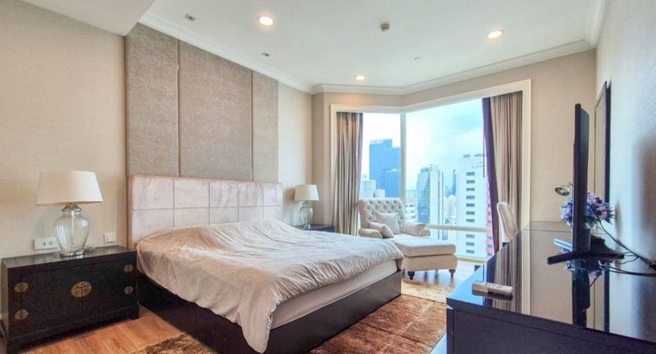 À louer 3 chambres condo à Watthana, Bangkok