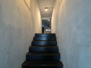 For rent 5 bedrooms retail Space in Watthana, Bangkok