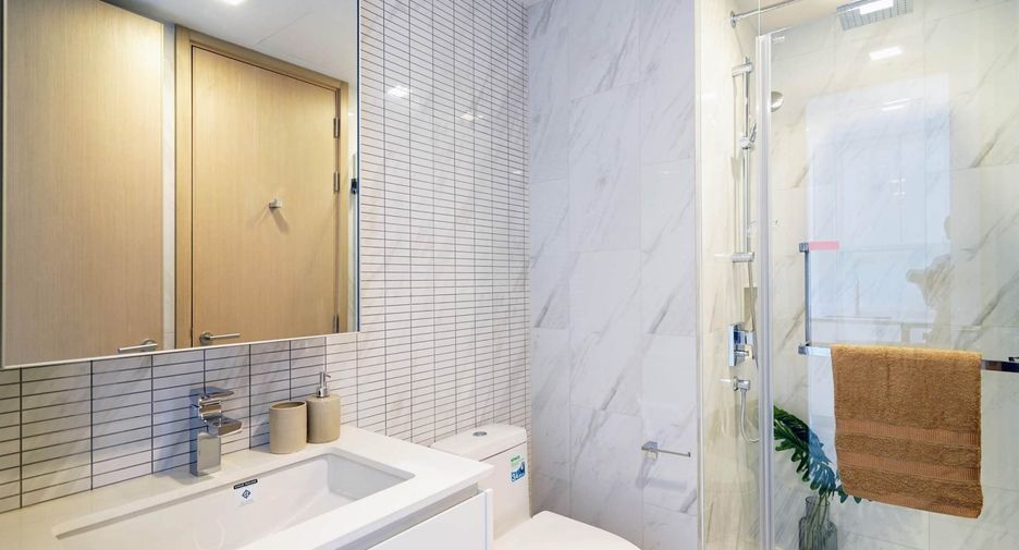 For rent 1 bed condo in Watthana, Bangkok
