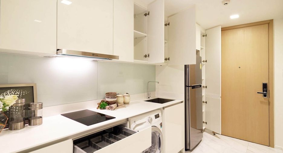 For rent 1 bed condo in Watthana, Bangkok