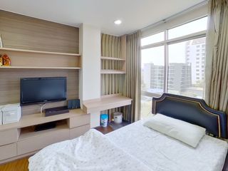 出租 2 卧室 公寓 在 Phra Khanong, 曼谷