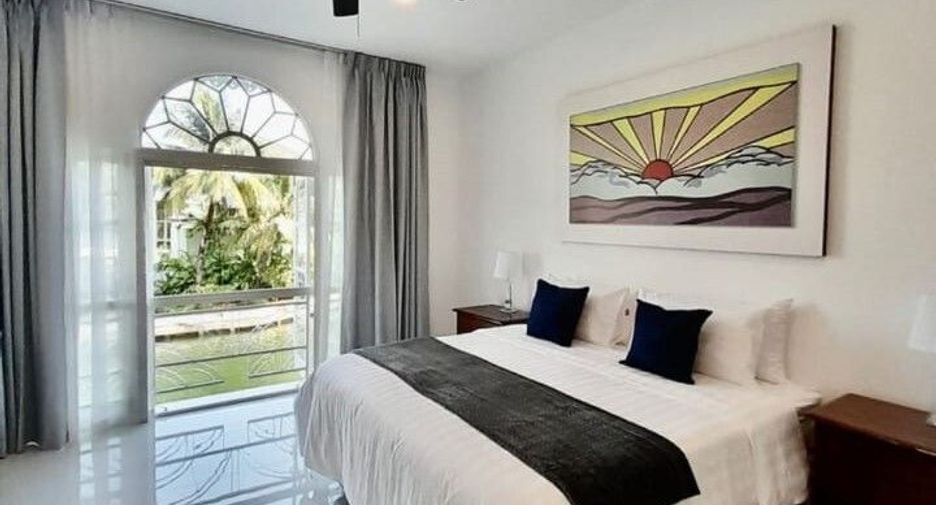 Casa adosada en alquiler de 2 habitaciones en Mueang Phuket, Phuket